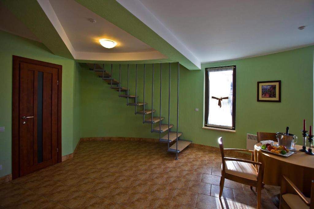 Elizium Park Hotel Kobleve Quarto foto