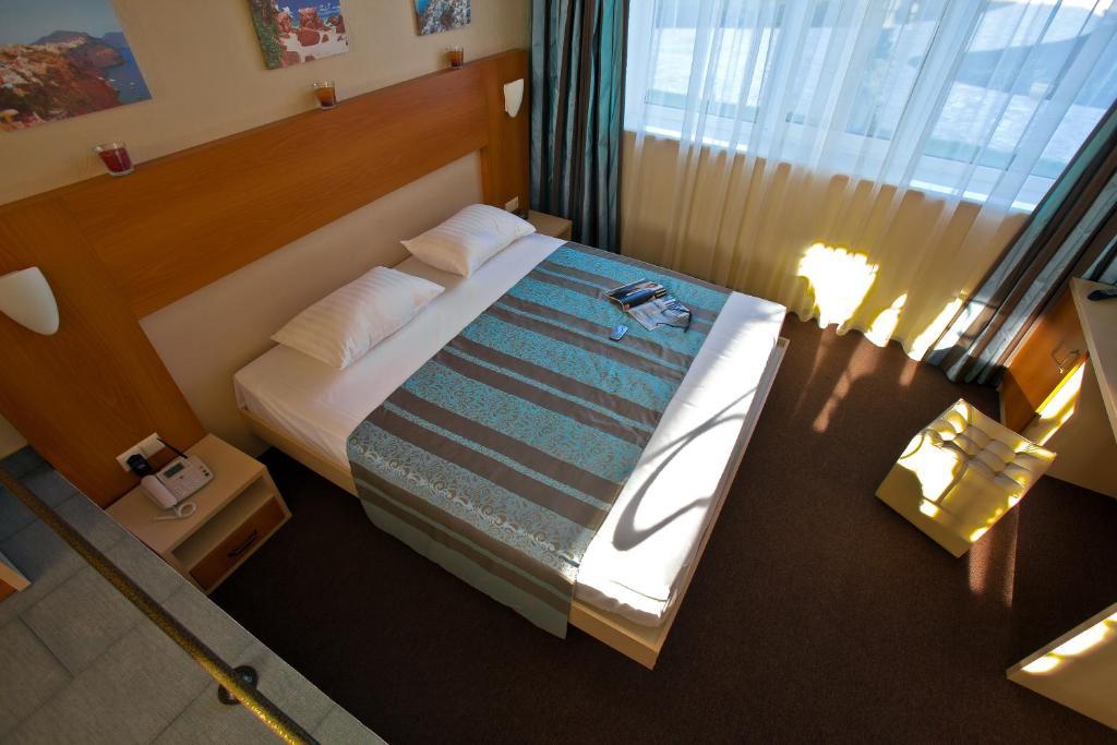 Elizium Park Hotel Kobleve Quarto foto