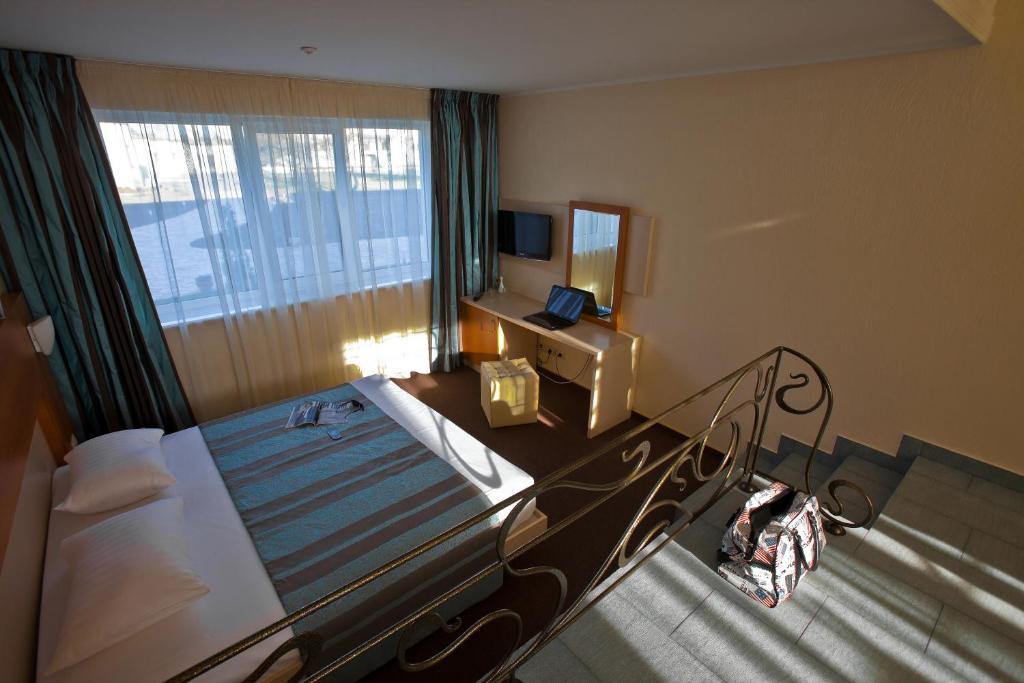 Elizium Park Hotel Kobleve Quarto foto