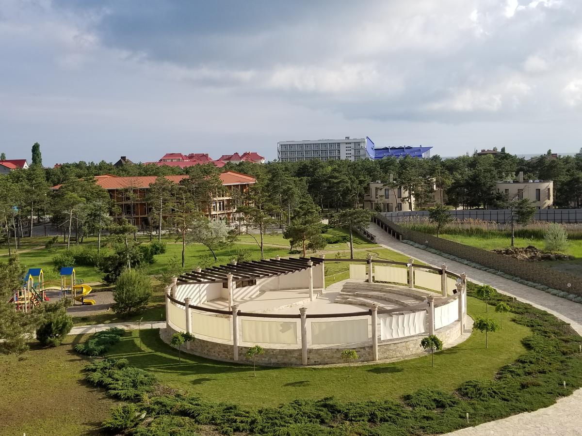 Elizium Park Hotel Kobleve Exterior foto